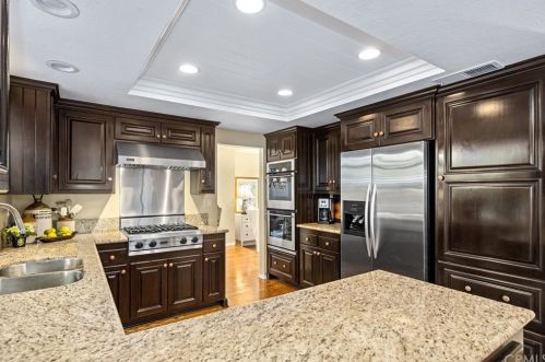 16 Chenile, Irvine, CA 92614-7528