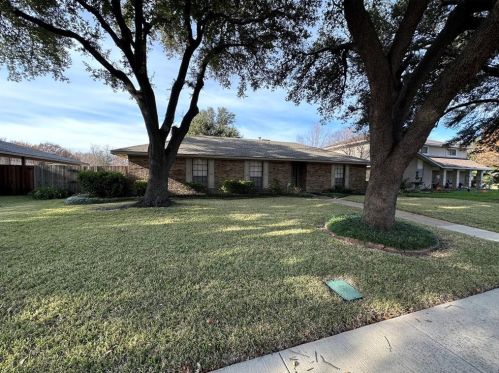 151 Spring Creek Dr, Richardson TX  75081-3962 exterior