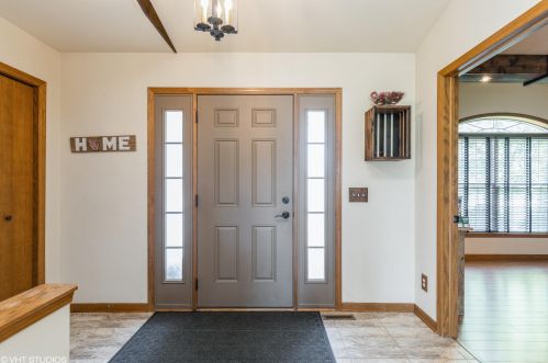 37887 89th Pl, Twin Lakes, WI 53181-9169