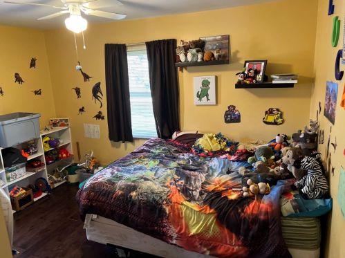 2430 Bremont Ave, Cincinnati OH 45237-4908 exterior