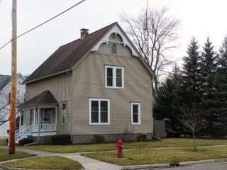 322 Jefferson St, Holiday City, OH 43543-1306