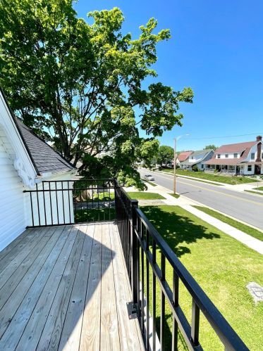 1023 Washington Ave, Washington Court House OH  43160-2057 exterior