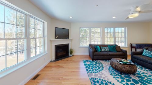 140 Caleb Dr, Danville NH  03819-3037 exterior