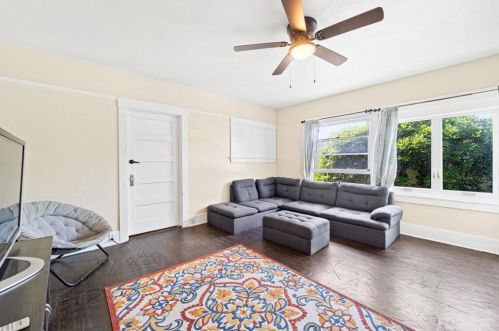 2957 Imperial Ave, San Diego CA 92102-4128 exterior