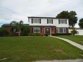 101 Perry Ave, Auburndale, FL 33823-2340