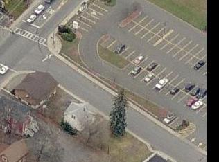 2 Lincoln St, Ellenville, NY 12428-1106