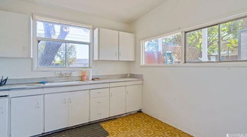 1684 Purdue Ave, Palo Alto CA  94303-1239 exterior