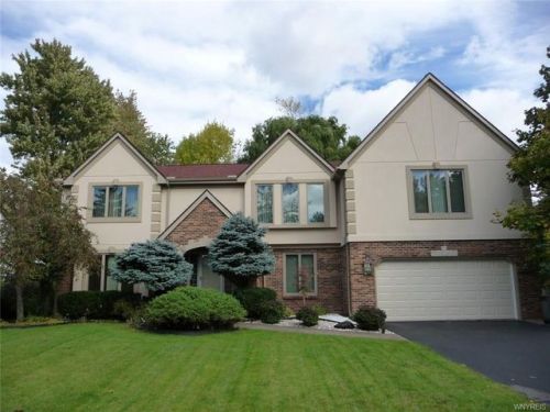12 Southwedge Dr, Amherst, NY 14068-1353