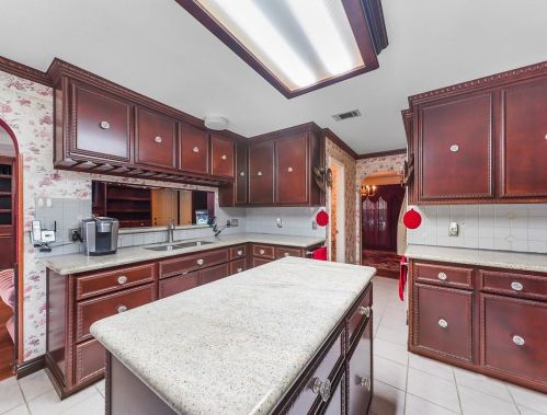 416 Spencer Lndg Ln, Morgans Point TX  77571-9147 exterior