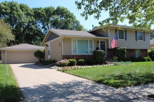 1201 Cortina Dr, Ankeny, IA 50021-3721