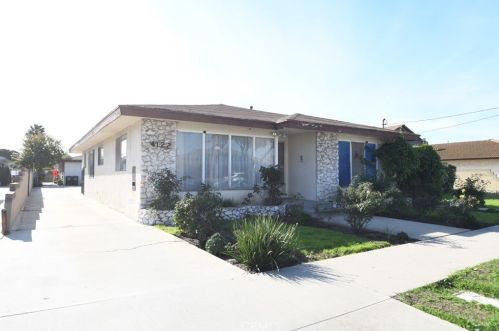 4122 139th St, Hawthorne, CA 90250-7253