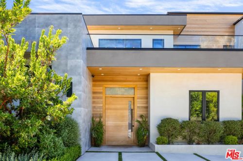 4111 Valley Meadow Rd, Van Nuys, CA 91436-3436