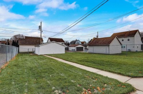 1918 20th St, Milwaukee WI 53204-3734 exterior