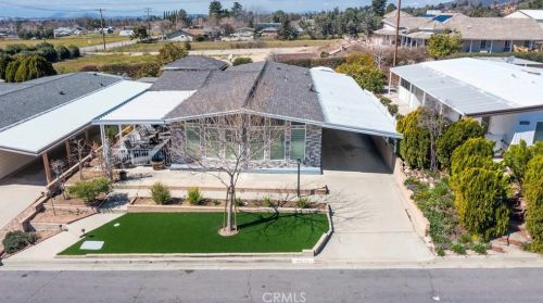 10275 Frontier Trl, Beaumont CA  92223-5475 exterior