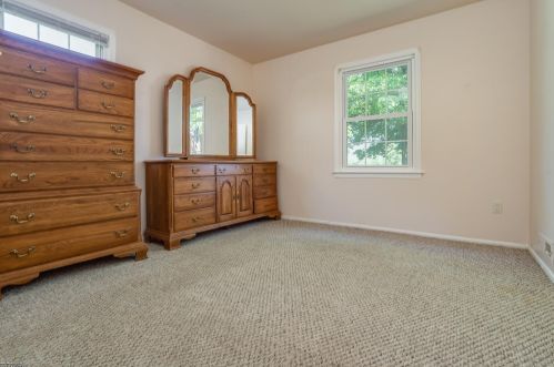 34 Bristol Ave, Flemington NJ  08822-1814 exterior