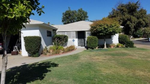 4926 Leisure Ave, Fresno, CA 93727-1927