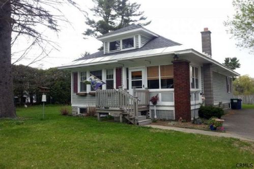 3 Sheffield Rd, Schenectady, NY 12302-5003
