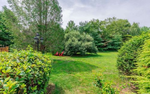 4 Arborvitae Ln, Miller Place NY  11764-3021 exterior