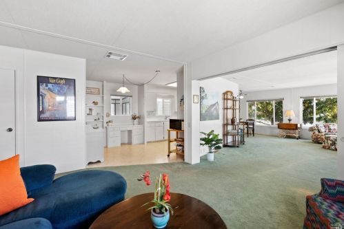 40 Westgate Cir, Santa Rosa CA  95401-9014 exterior