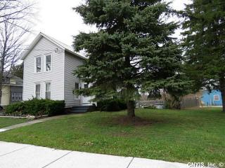 3992 Port St, Port Ontario, NY 13142-4621