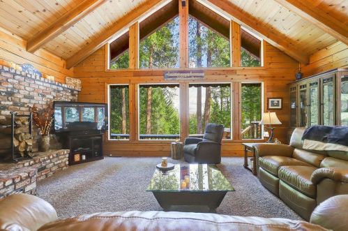 13062 Blue Jay Hill Rd, Grass Valley, CA 95945-9015