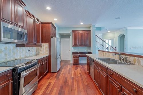 5480 Penway Dr, Orlando, FL 32814-6717