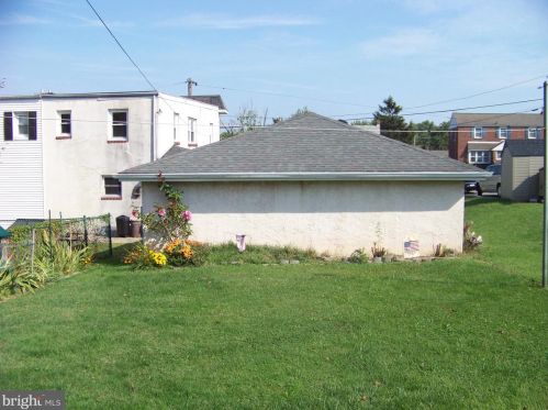 804 Marshall St, Norristown PA 19401-4114 exterior