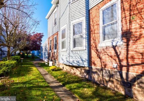 125 Slack Ave, Trenton NJ  08648-4303 exterior