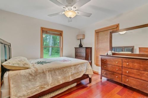 724 Sackett Lake Rd, Monticello NY  12701-4714 exterior