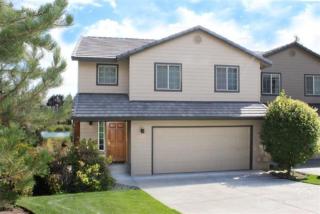 3186 Quiet River Ln, Bend, OR 97701-7549