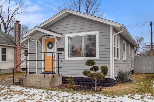 1809 Homewood Ave, Mishawaka IN  46544-2639 exterior