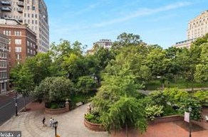 1101 Locust St, Philadelphia PA  19107-5519 exterior