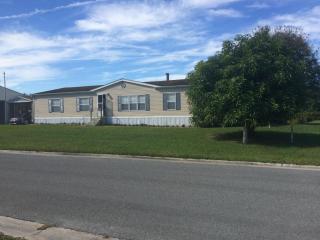 410 Lagoon Ct, Kenansville, FL 34739-9516