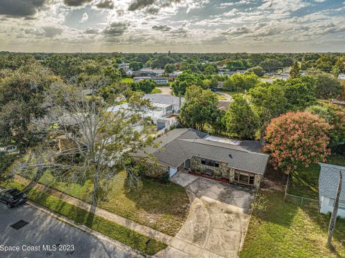 4090 Lejune Ave, Titusville, FL 32780-6162