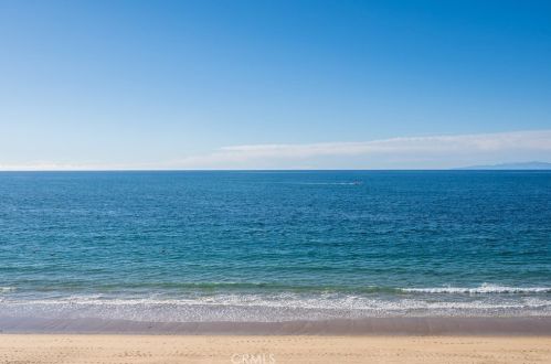 700 Esplanade, Redondo Beach CA  90277-4624 exterior
