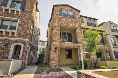 1722 Dogwood Ln, Gilbert, AZ 85295-6042