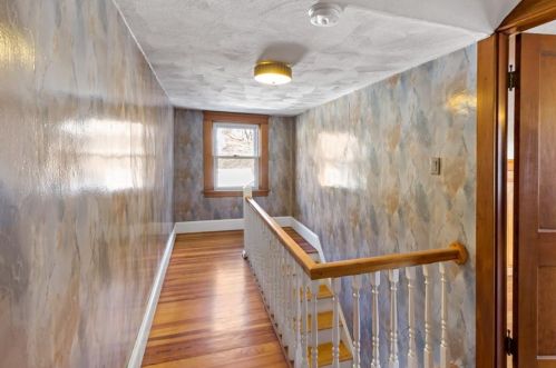 2535 Hartford Ave, Providence RI 02919-1604 exterior