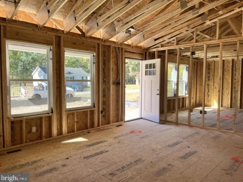 211 Erica Dr, Montross VA  22520-4154 exterior