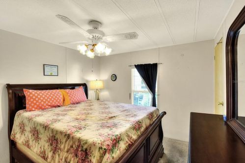 4826 Colonnades Cir, Lakeland FL  33811-1526 exterior