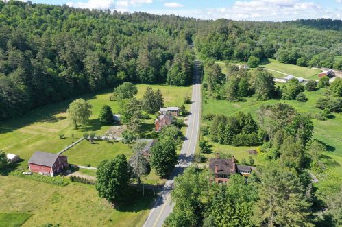 341 Lisbon Rd, Bath NH  03740-4403 exterior