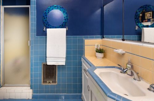 6201 Kraft Ave, North Hollywood CA  91606-4123 exterior
