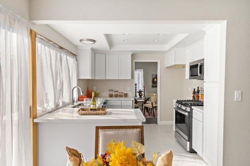 5033 Elderhall Ave, Lakewood CA  90712-2849 exterior