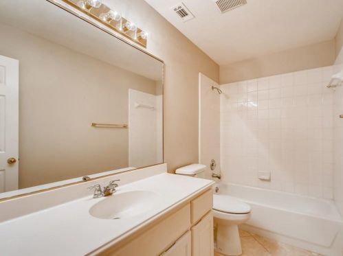 18640 Gibbons Dr, Dallas TX  75287-4042 exterior