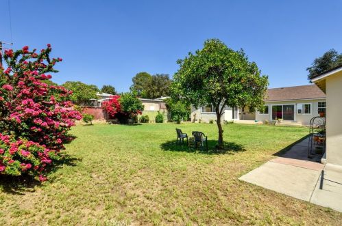 8219 California Ave, Whittier CA 90605-1519 exterior