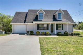 2071 Gardendale Dr, Murfreesboro TN  37130-6637 exterior