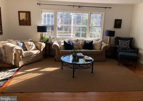 269 Shadybrook Ln, Princeton NJ  08540-4137 exterior