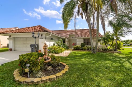 9332 Laurel Green Dr, Boynton Beach, FL 33437-3318