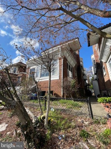 6031 Ellsworth St, Philadelphia, PA 19143-2330