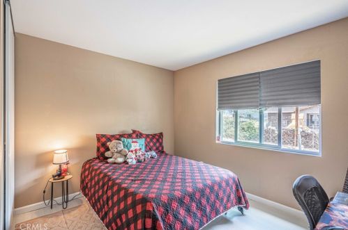 18318 Eucalyptus Ave, Lake Elsinore CA  92532-2084 exterior