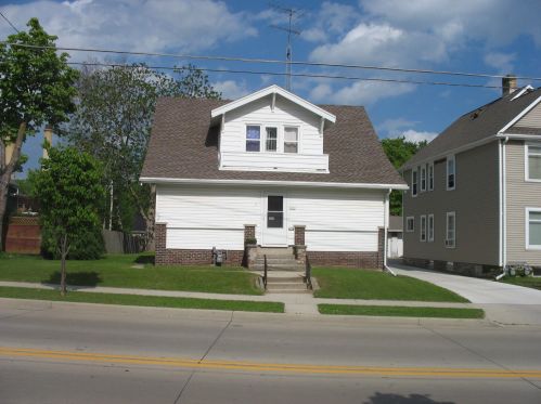 1511 10th St, Manitowoc WI  54220-5705 exterior